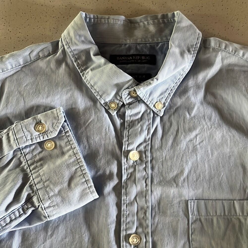Banana Republic Striped Light Blue Grant Fit Button Down Mens Large